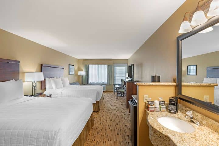 Room 7 of 37
