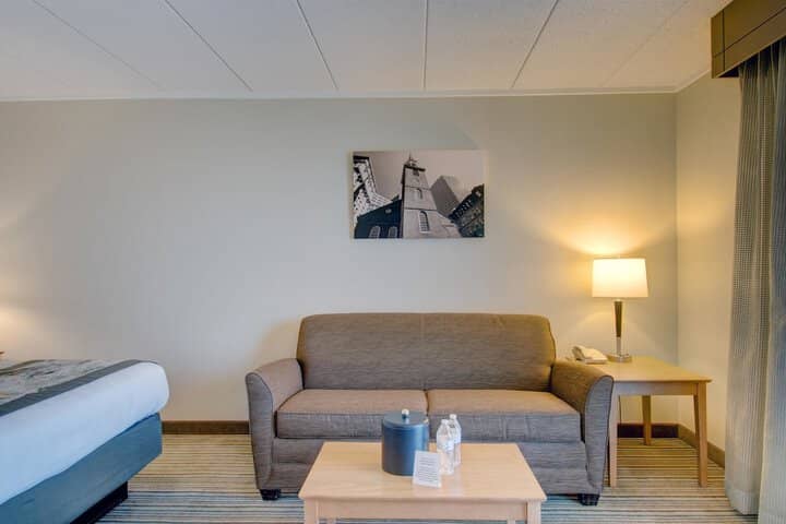 Room 13 of 41