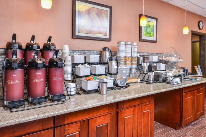 Breakfast/Coffee Service 42 of 43