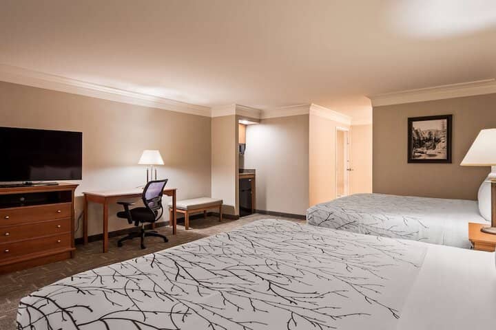Room 9 of 62