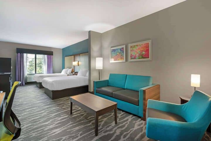 Room 14 of 47