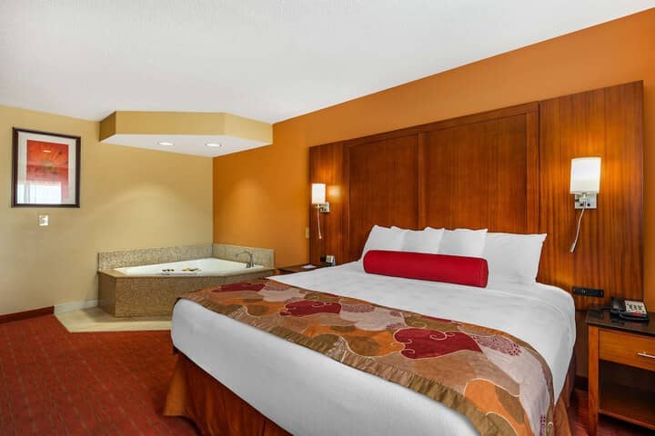 Room 14 of 33