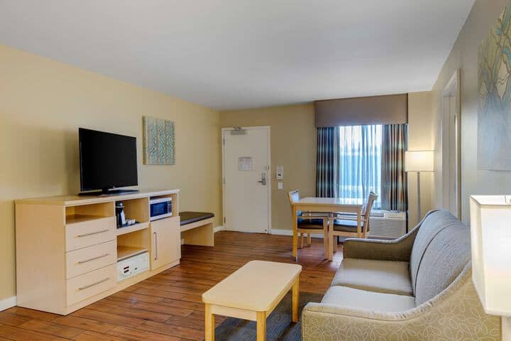 Room 14 of 59