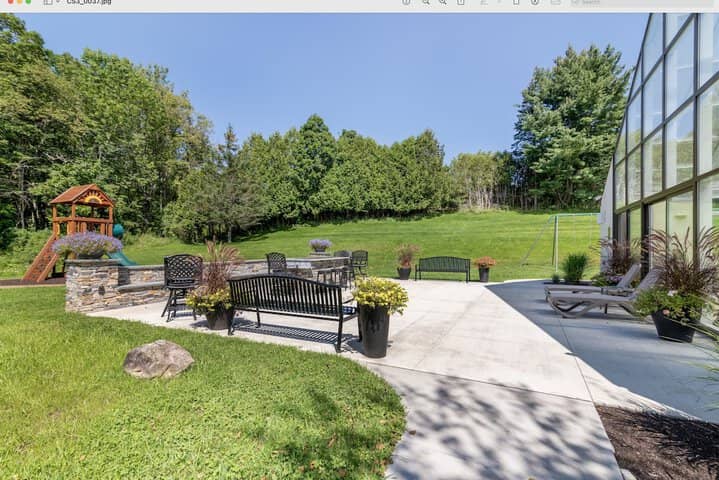 Terrace/Patio 63 of 65