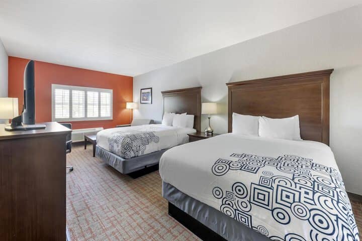 Room 5 of 30