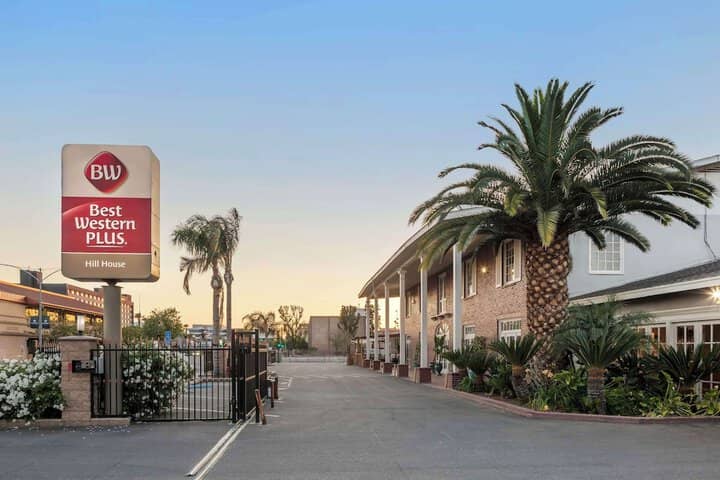 Hotel 41 of 42