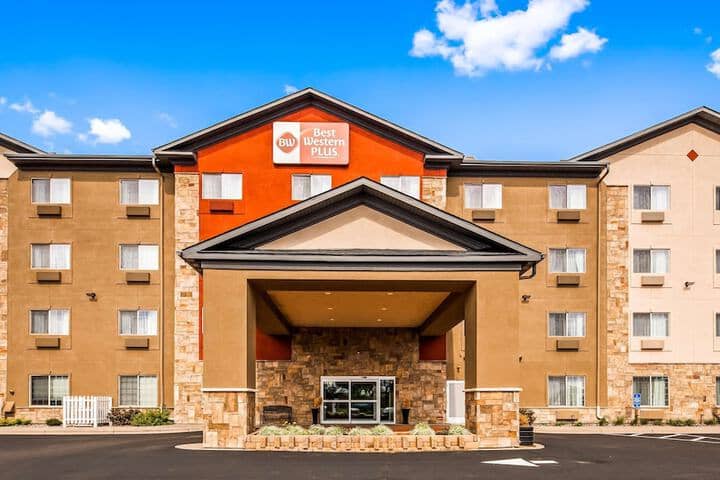 Hotel 63 of 63