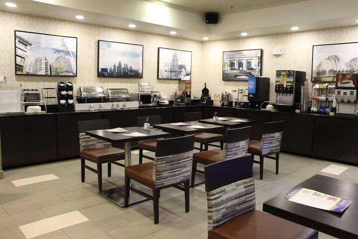 Breakfast area
