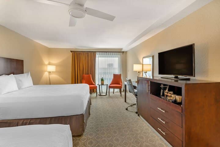 Room 25 of 63