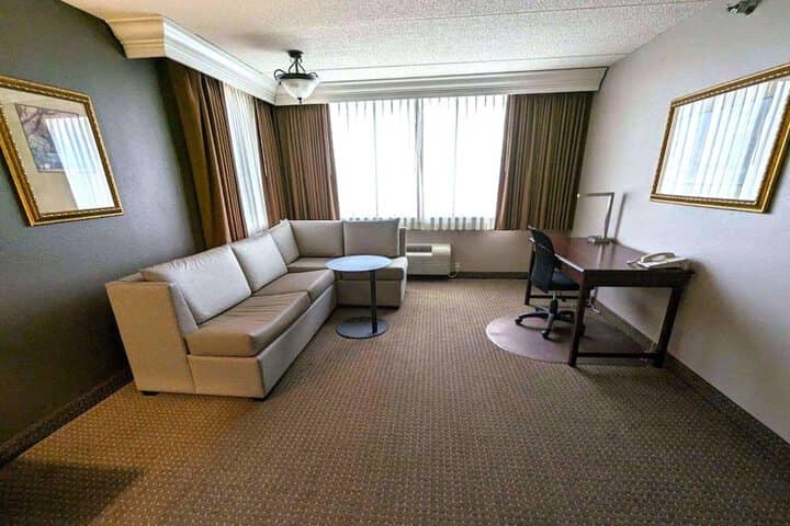 Room 42 of 69