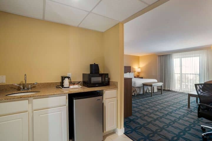 Room 8 of 46