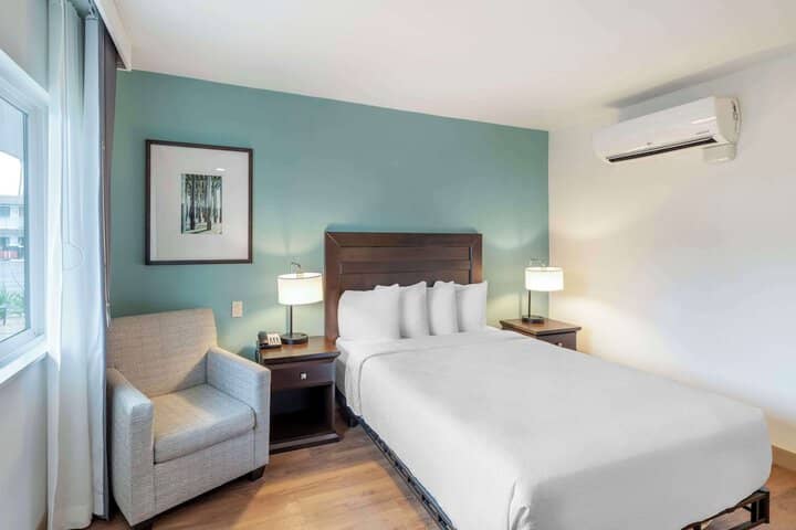 Room 14 of 38
