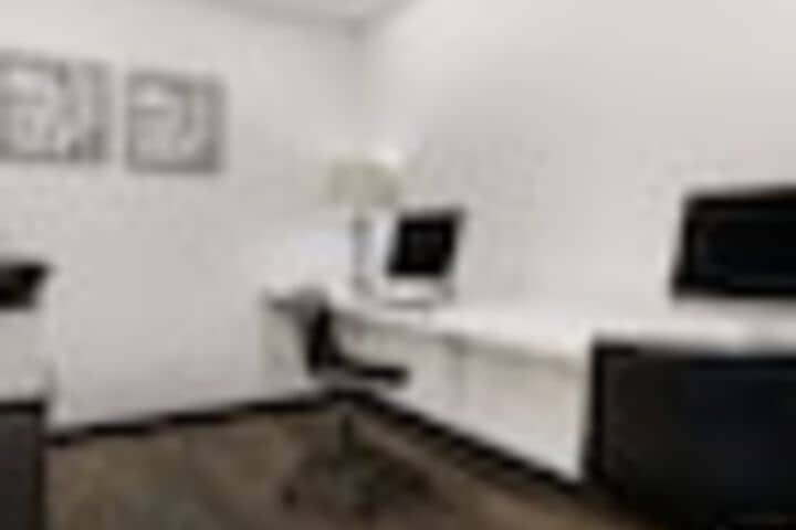 Business Center 110 of 117