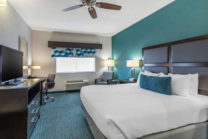 Room 18 of 41