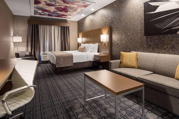 Room 8 of 42