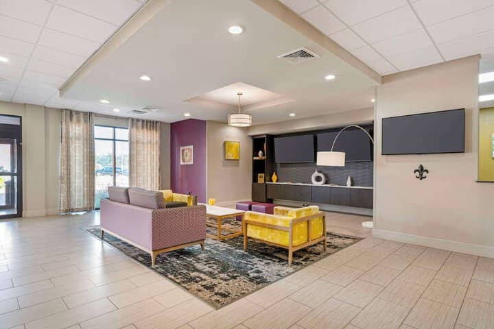 Hotel Interior 10 of 47
