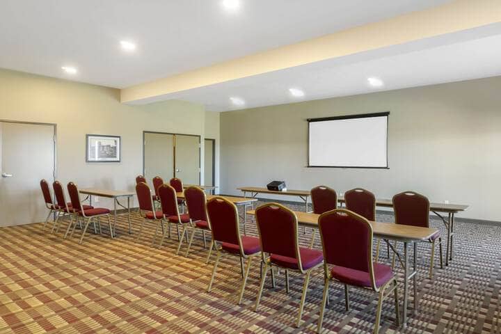 Meeting facility