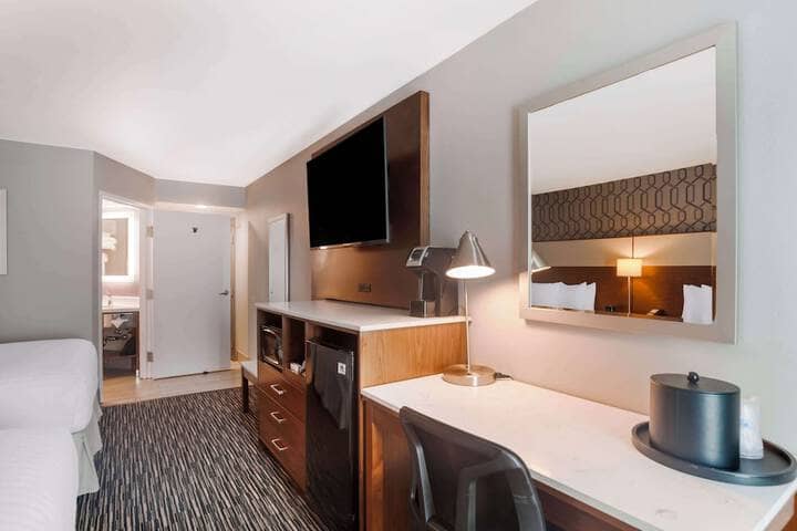 Room 21 of 59
