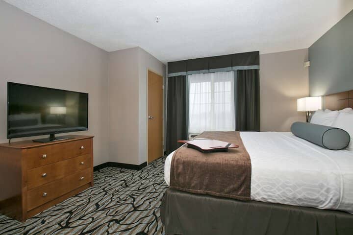 Room 43 of 63