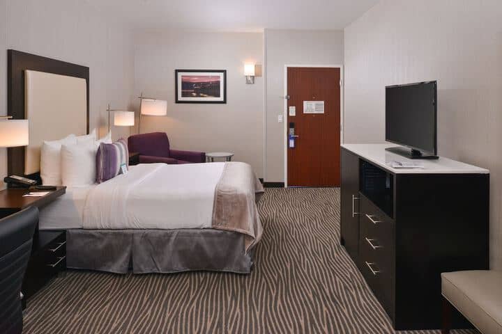 Room 9 of 51