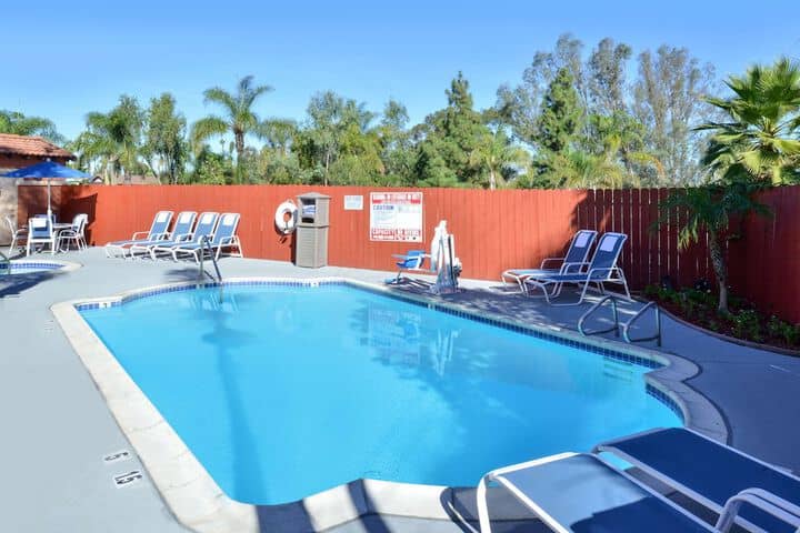 Pool 15 of 22
