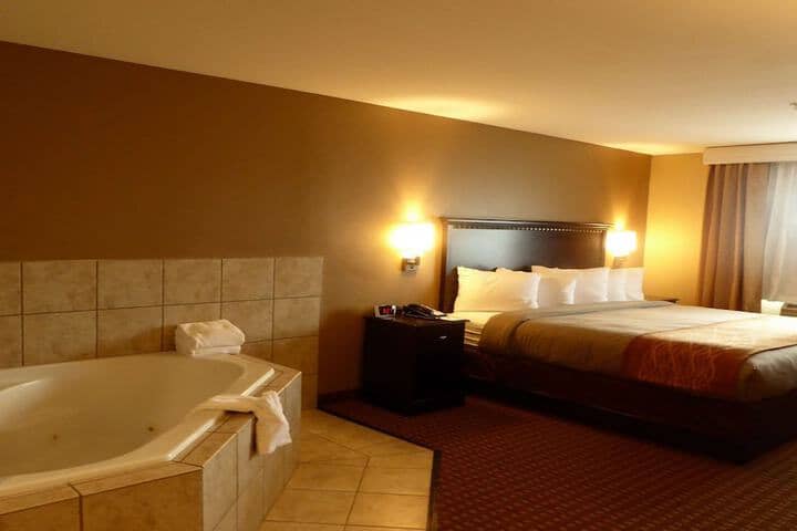 Room 15 of 76
