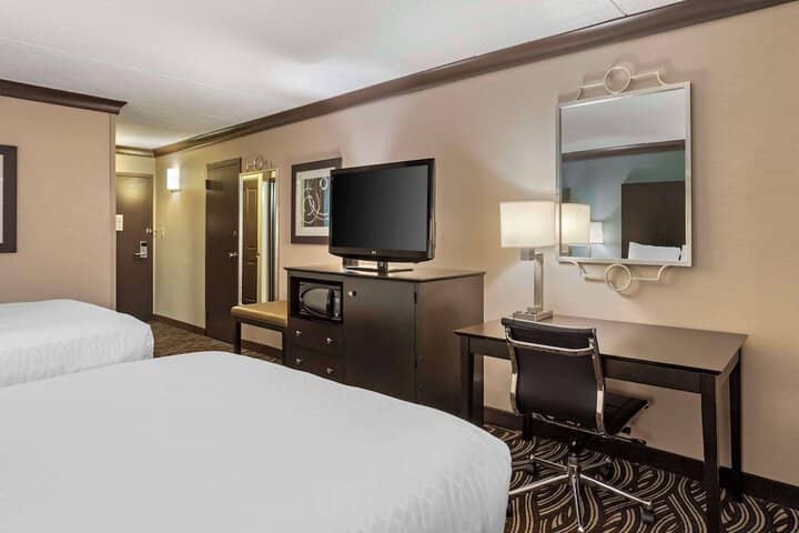 Room 26 of 60