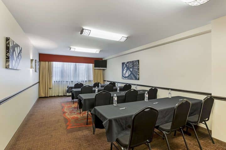 Meeting facility