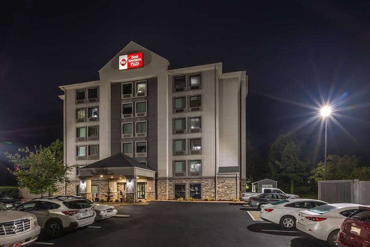 Hotel 27 of 27