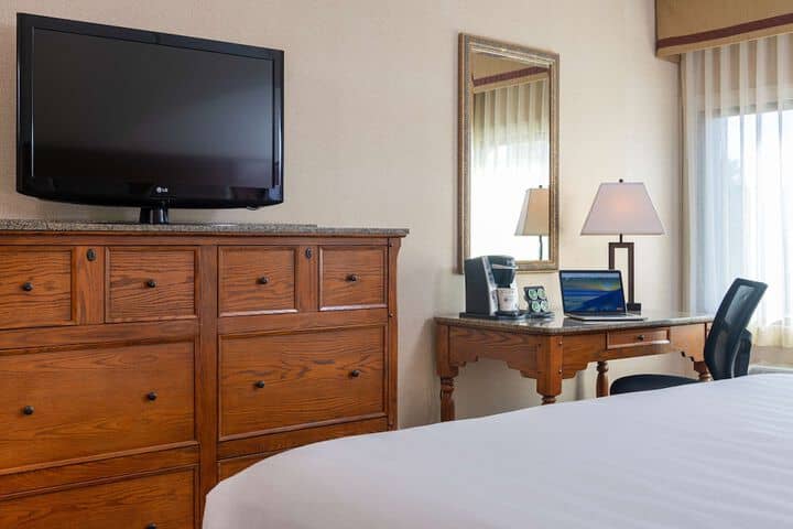 Room 12 of 65