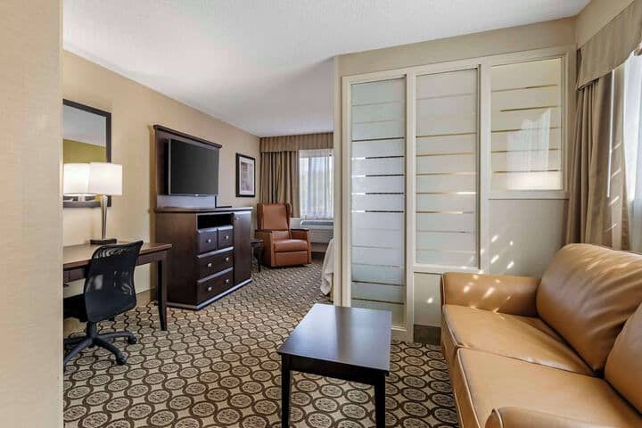 Room 16 of 59