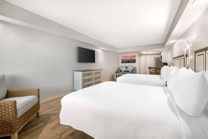 Room 32 of 131