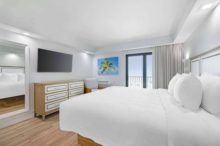 Room 16 of 131