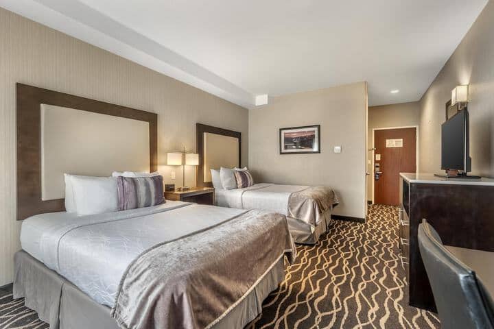Room 10 of 51