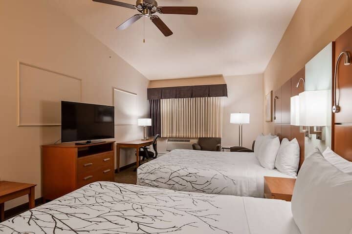 Room 13 of 62
