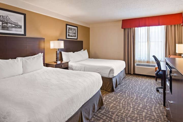 Room 7 of 25
