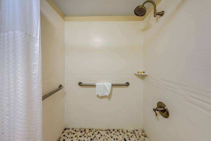 Room 45 of 59