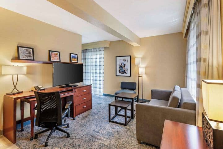 Room 17 of 45