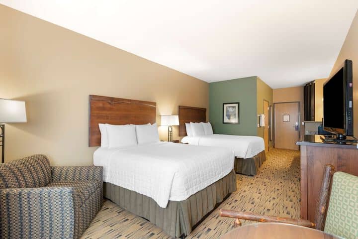 Room 5 of 37