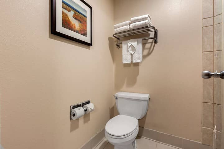 Room 14 of 38