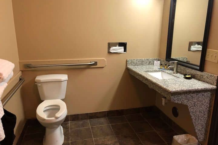 Room 9 of 42