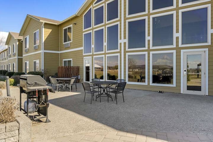 BBQ/picnic area