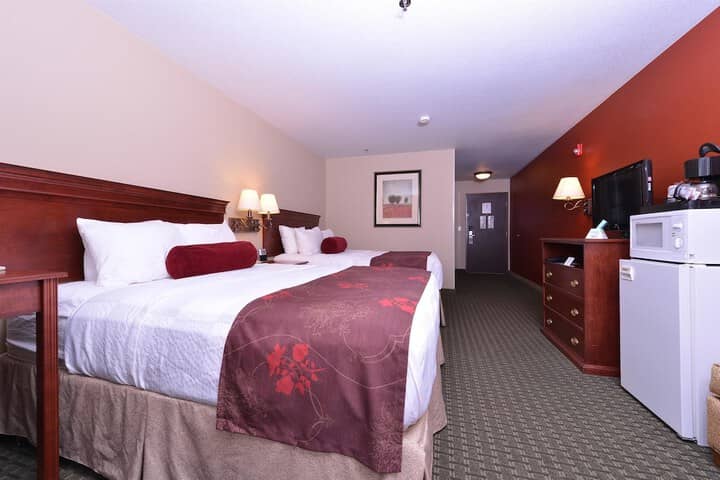 Room 9 of 43