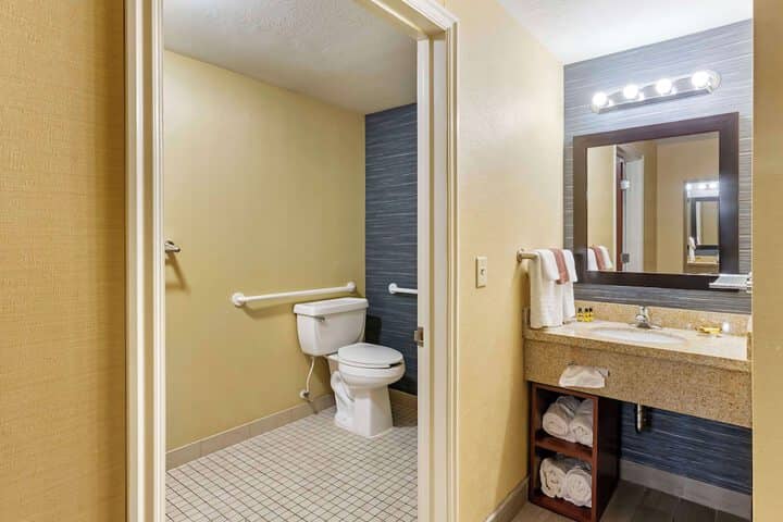Room 21 of 45