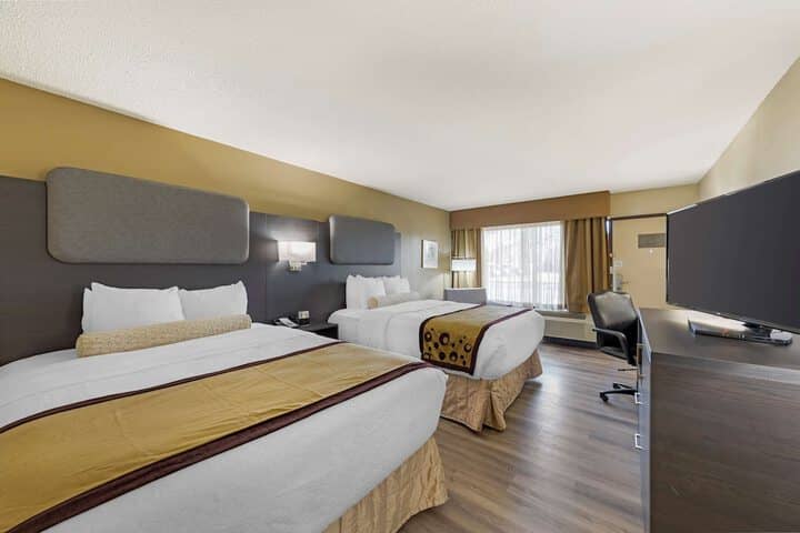 Room 12 of 35