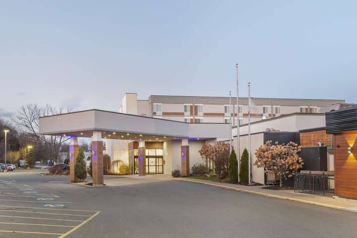Hotel 37 of 39