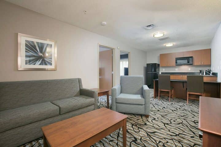 Room 34 of 63