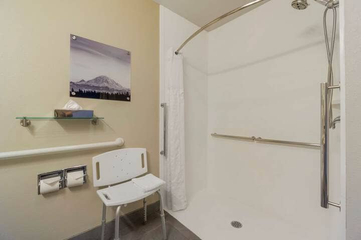 Room 21 of 29