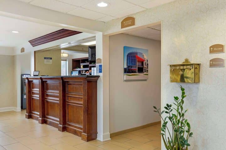 Hotel Interior 6 of 48