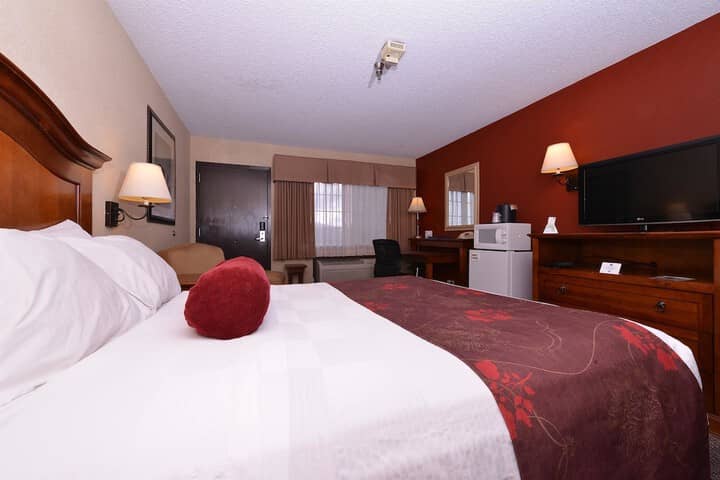Room 6 of 43